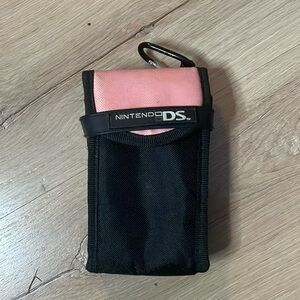 Y2K Vintage. Nintendo DS Lite Case. GUC. Some signs of‎ wear. Pink!